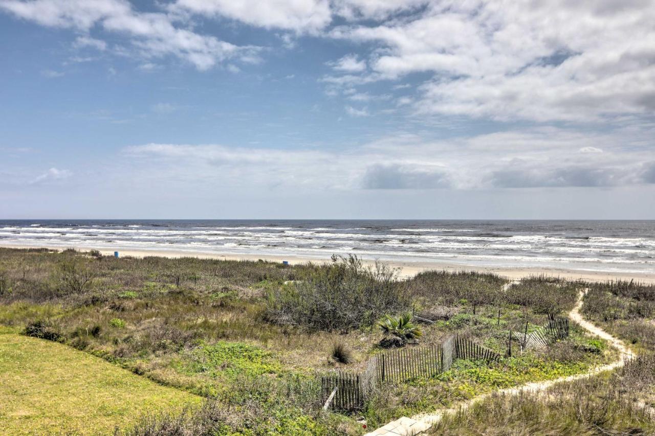 Oceanfront Galveston Home - Walk To Beach! Luaran gambar
